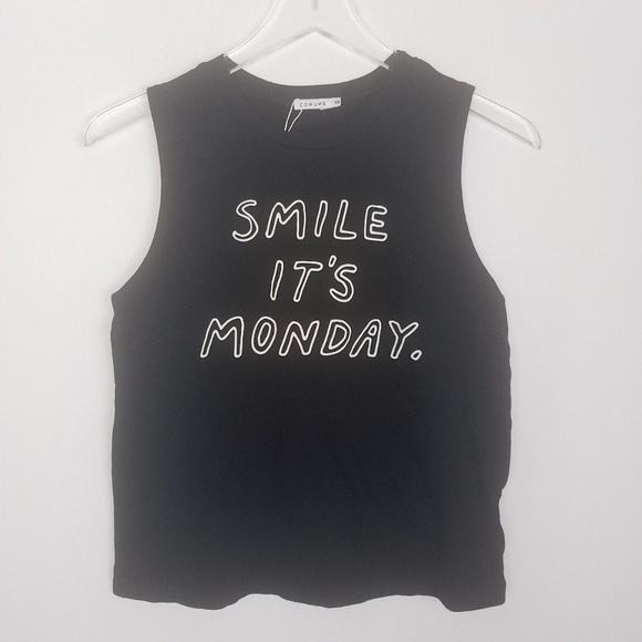 5/$30 GRAPHIC T-SHIRT ~ SMILE IT'S MONDAY! - Picture 1 of 4